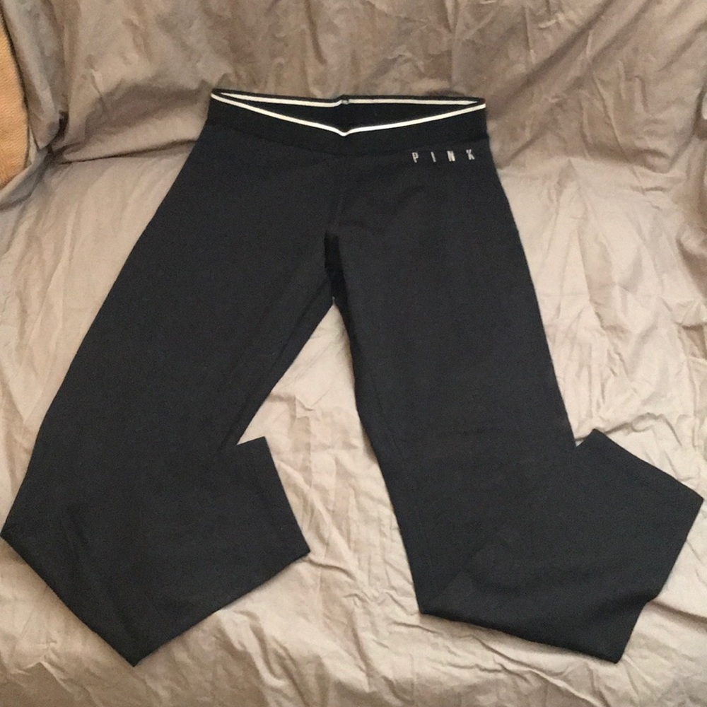 PINK Victoria’s Secret leggings